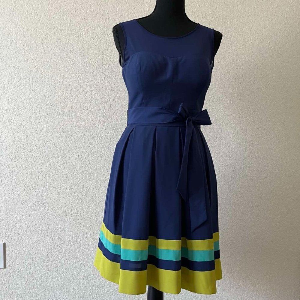 Guess Los Angeles, Navy Multi Mesh Dress Sleeveless Size 2